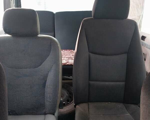 Сірий Мерседес Віто, об'ємом двигуна 2.15 л та пробігом 500 тис. км за 2700 $, фото 7 на Automoto.ua