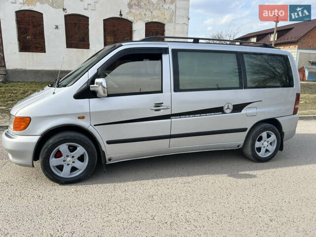 Серый Мерседес Вито, объемом двигателя 2.2 л и пробегом 350 тыс. км за 5900 $, фото 2 на Automoto.ua