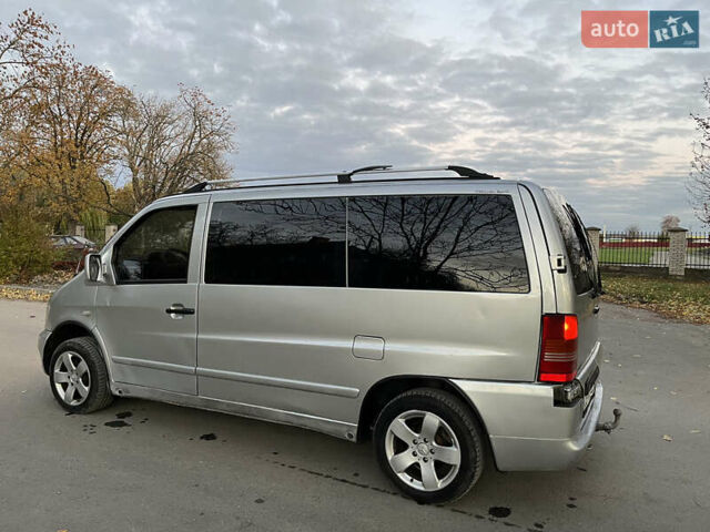 Серый Мерседес Вито, объемом двигателя 2.15 л и пробегом 350 тыс. км за 5200 $, фото 5 на Automoto.ua