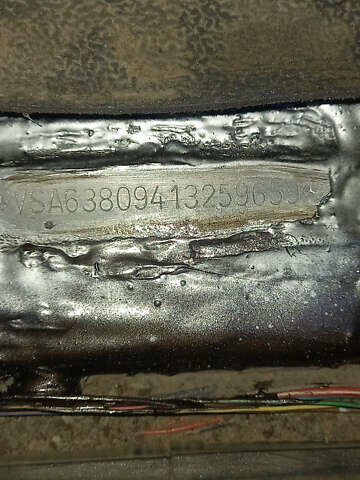Серый Мерседес Вито, объемом двигателя 2.2 л и пробегом 350 тыс. км за 5900 $, фото 19 на Automoto.ua