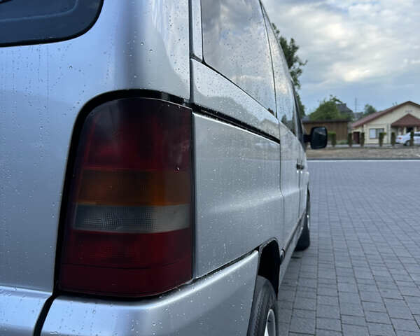 Сірий Мерседес Віто, об'ємом двигуна 2.15 л та пробігом 370 тис. км за 5200 $, фото 14 на Automoto.ua