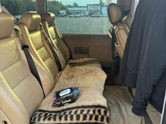 Серый Мерседес Вито, объемом двигателя 2.1 л и пробегом 450 тыс. км за 4500 $, фото 16 на Automoto.ua