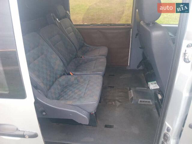 Серый Мерседес Вито, объемом двигателя 2.15 л и пробегом 296 тыс. км за 4900 $, фото 6 на Automoto.ua