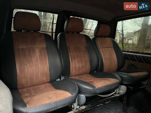 Серый Мерседес Вито, объемом двигателя 2.15 л и пробегом 350 тыс. км за 4750 $, фото 10 на Automoto.ua