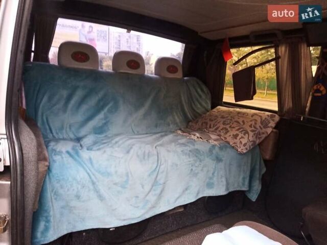 Серый Мерседес Вито, объемом двигателя 2.15 л и пробегом 400 тыс. км за 5541 $, фото 13 на Automoto.ua