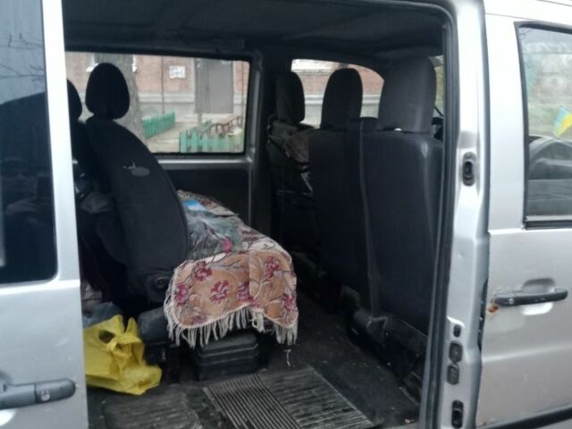 Сірий Мерседес Віто, об'ємом двигуна 2 л та пробігом 345 тис. км за 4200 $, фото 6 на Automoto.ua