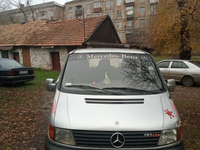 Сірий Мерседес Віто, об'ємом двигуна 2 л та пробігом 345 тис. км за 4200 $, фото 4 на Automoto.ua