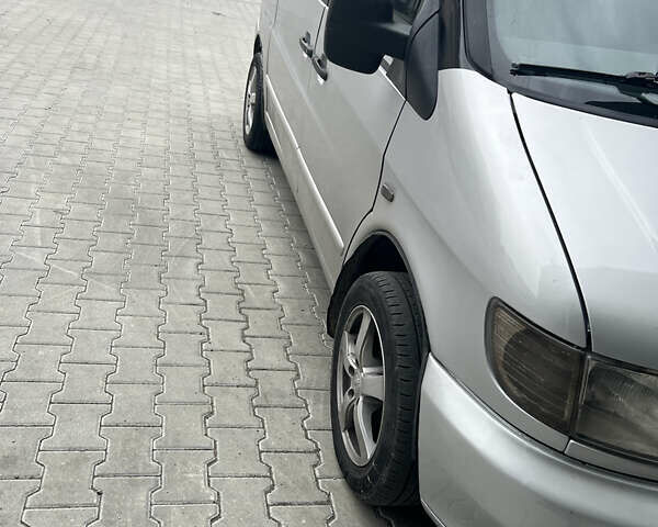 Сірий Мерседес Віто, об'ємом двигуна 2.2 л та пробігом 393 тис. км за 6000 $, фото 1 на Automoto.ua