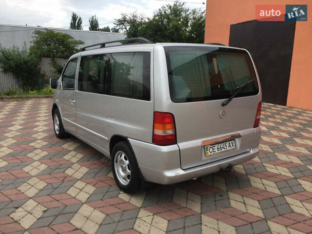 Серый Мерседес Вито, объемом двигателя 2.15 л и пробегом 300 тыс. км за 4874 $, фото 7 на Automoto.ua