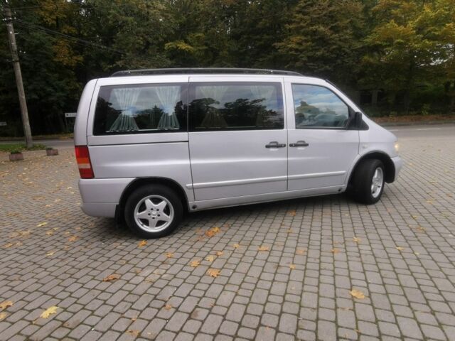 Серый Мерседес Вито, объемом двигателя 2.1 л и пробегом 410 тыс. км за 4500 $, фото 5 на Automoto.ua