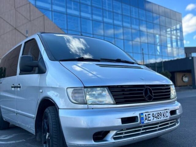 Серый Мерседес Вито, объемом двигателя 2.1 л и пробегом 520 тыс. км за 4800 $, фото 1 на Automoto.ua