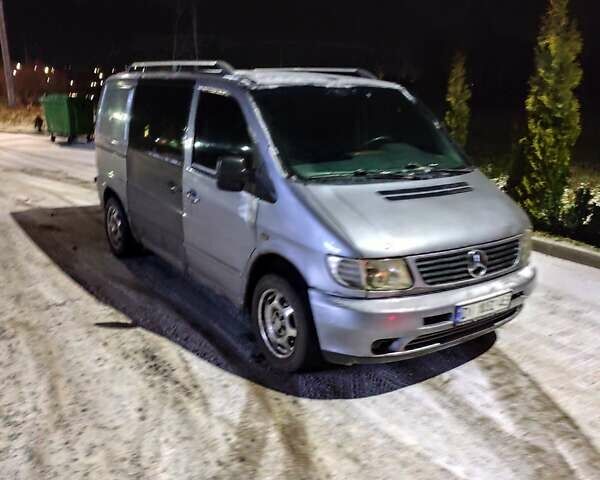 Сірий Мерседес Віто, об'ємом двигуна 2.15 л та пробігом 390 тис. км за 2950 $, фото 2 на Automoto.ua