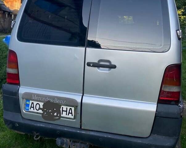 Сірий Мерседес Віто, об'ємом двигуна 2.15 л та пробігом 450 тис. км за 4200 $, фото 2 на Automoto.ua