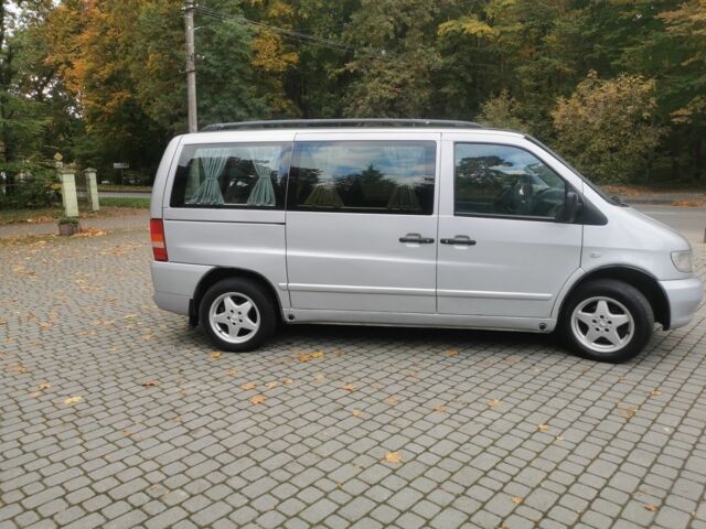 Серый Мерседес Вито, объемом двигателя 2.1 л и пробегом 410 тыс. км за 4500 $, фото 11 на Automoto.ua