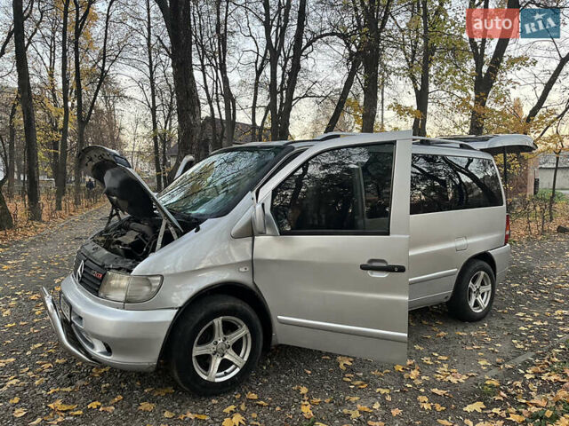 Серый Мерседес Вито, объемом двигателя 2.15 л и пробегом 400 тыс. км за 5000 $, фото 17 на Automoto.ua