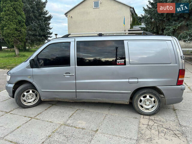 Серый Мерседес Вито, объемом двигателя 2.15 л и пробегом 500 тыс. км за 3000 $, фото 7 на Automoto.ua