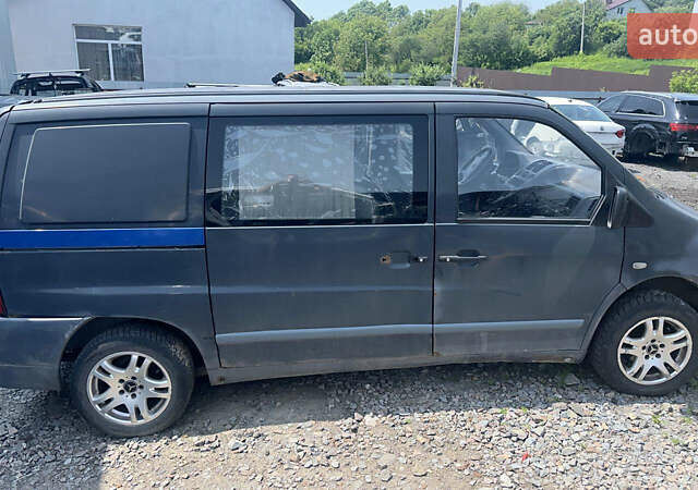 Серый Мерседес Вито, объемом двигателя 2.2 л и пробегом 320 тыс. км за 2700 $, фото 6 на Automoto.ua