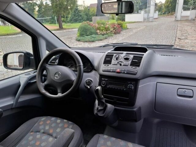 Серый Мерседес Вито, объемом двигателя 2.2 л и пробегом 280 тыс. км за 3800 $, фото 6 на Automoto.ua