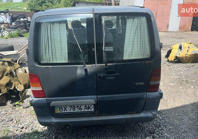 Серый Мерседес Вито, объемом двигателя 2.2 л и пробегом 320 тыс. км за 2700 $, фото 8 на Automoto.ua