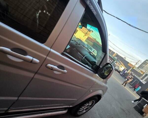 Сірий Мерседес Віто, об'ємом двигуна 2.2 л та пробігом 414 тис. км за 5000 $, фото 4 на Automoto.ua