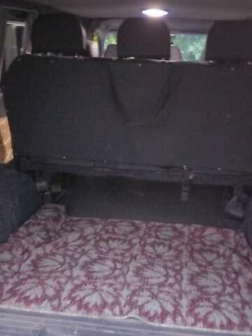 Серый Мерседес Вито, объемом двигателя 2.2 л и пробегом 689 тыс. км за 7600 $, фото 6 на Automoto.ua