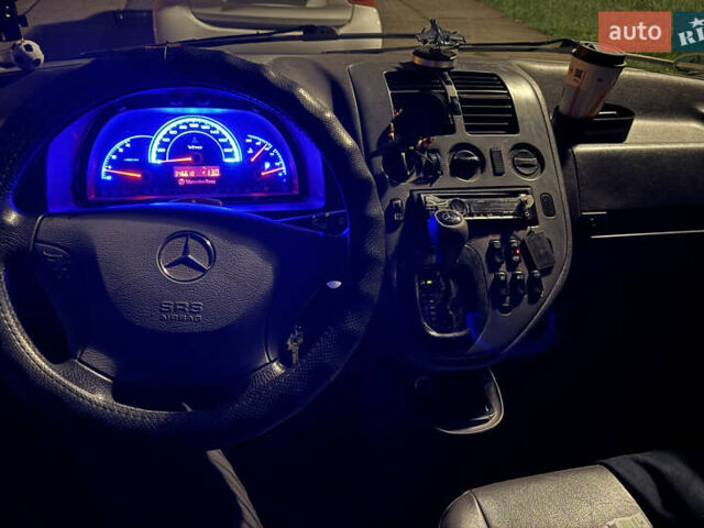 Серый Мерседес Вито, объемом двигателя 2.2 л и пробегом 346 тыс. км за 4100 $, фото 8 на Automoto.ua