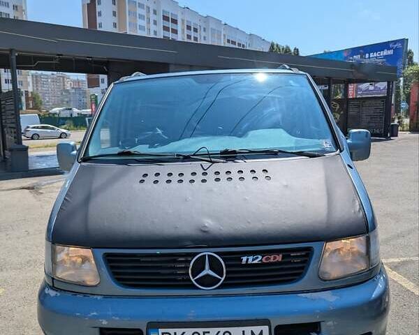 Сірий Мерседес Віто, об'ємом двигуна 2.2 л та пробігом 270 тис. км за 4200 $, фото 2 на Automoto.ua