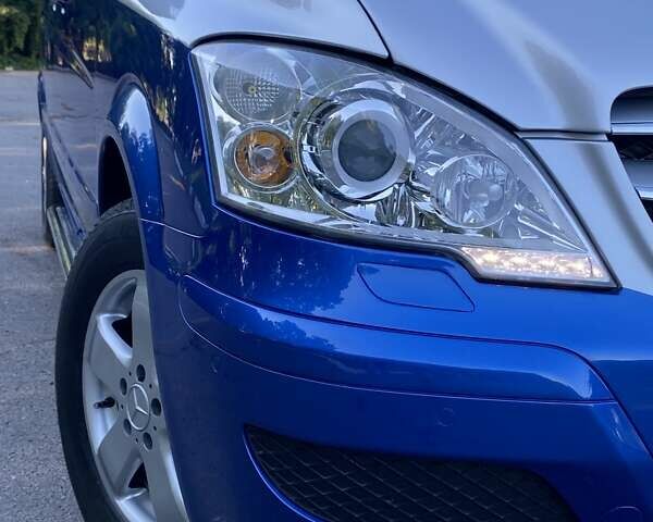 Серый Мерседес Вито, объемом двигателя 2.15 л и пробегом 300 тыс. км за 11999 $, фото 8 на Automoto.ua