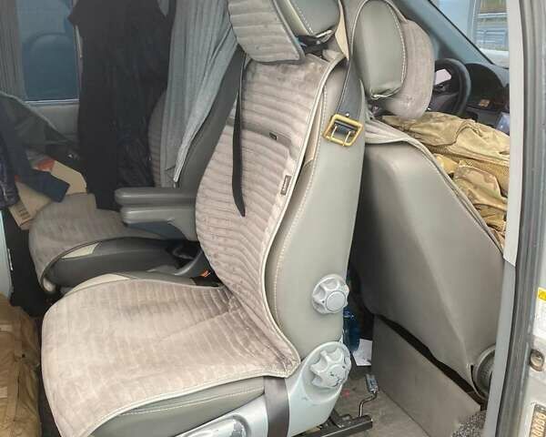 Сірий Мерседес Віто, об'ємом двигуна 2.15 л та пробігом 432 тис. км за 7900 $, фото 13 на Automoto.ua