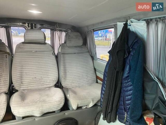 Сірий Мерседес Віто, об'ємом двигуна 2.15 л та пробігом 432 тис. км за 7900 $, фото 16 на Automoto.ua