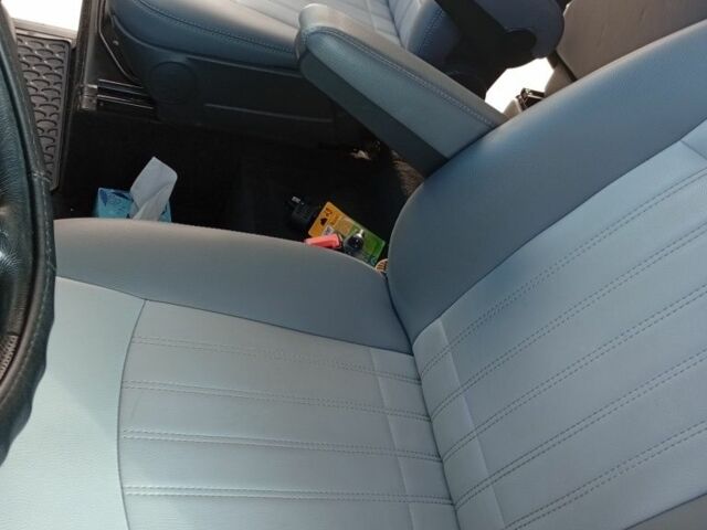 Серый Мерседес Вито, объемом двигателя 2.1 л и пробегом 192 тыс. км за 7800 $, фото 5 на Automoto.ua