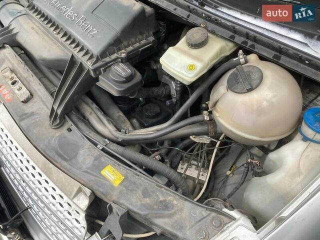 Сірий Мерседес Віто, об'ємом двигуна 2.15 л та пробігом 432 тис. км за 7900 $, фото 20 на Automoto.ua