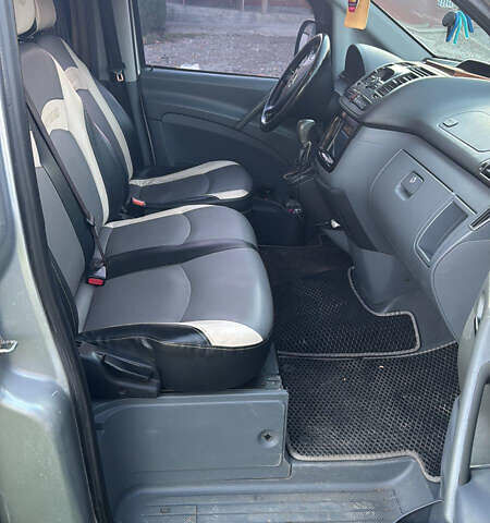 Серый Мерседес Вито, объемом двигателя 2.15 л и пробегом 413 тыс. км за 7000 $, фото 9 на Automoto.ua