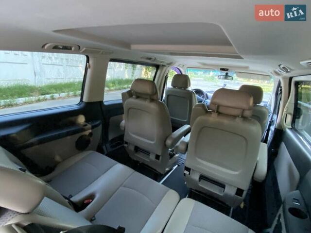 Серый Мерседес Вито, объемом двигателя 2.15 л и пробегом 300 тыс. км за 11999 $, фото 20 на Automoto.ua