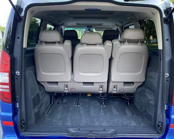 Серый Мерседес Вито, объемом двигателя 2.15 л и пробегом 300 тыс. км за 11999 $, фото 23 на Automoto.ua