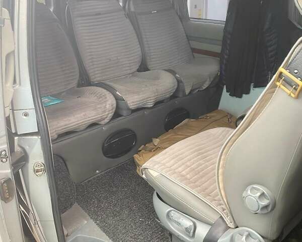 Сірий Мерседес Віто, об'ємом двигуна 2.15 л та пробігом 432 тис. км за 7900 $, фото 12 на Automoto.ua