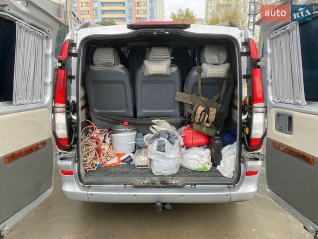Сірий Мерседес Віто, об'ємом двигуна 2.15 л та пробігом 432 тис. км за 7900 $, фото 22 на Automoto.ua