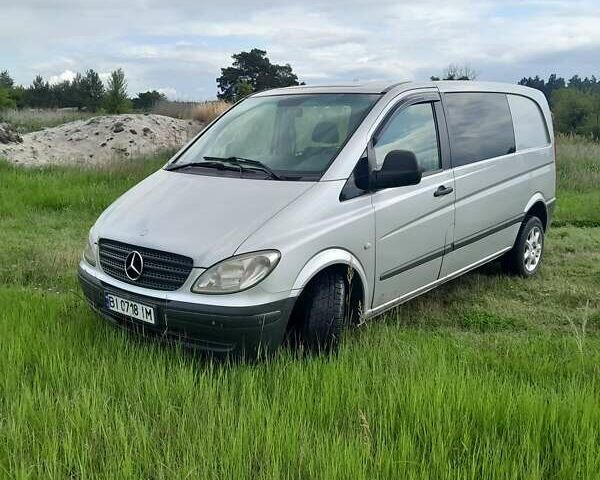 Серый Мерседес Вито, объемом двигателя 2.15 л и пробегом 440 тыс. км за 8000 $, фото 1 на Automoto.ua