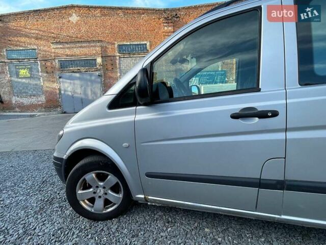 Серый Мерседес Вито, объемом двигателя 2.2 л и пробегом 455 тыс. км за 6800 $, фото 3 на Automoto.ua