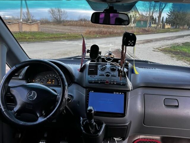 Сірий Мерседес Віто, об'ємом двигуна 2.2 л та пробігом 337 тис. км за 10200 $, фото 1 на Automoto.ua