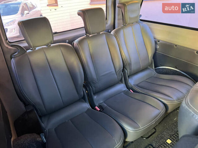 Серый Мерседес Вито, объемом двигателя 2.15 л и пробегом 365 тыс. км за 6550 $, фото 32 на Automoto.ua