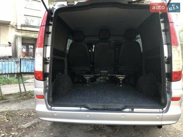 Серый Мерседес Вито, объемом двигателя 2.15 л и пробегом 265 тыс. км за 8700 $, фото 14 на Automoto.ua