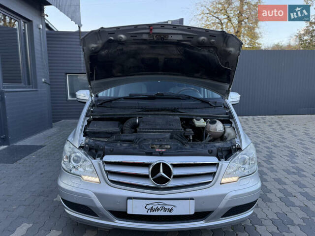 Серый Мерседес Вито, объемом двигателя 2.15 л и пробегом 504 тыс. км за 10200 $, фото 17 на Automoto.ua