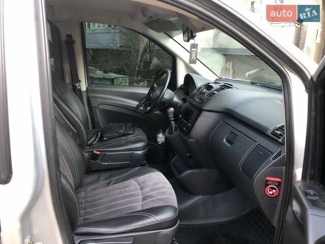 Серый Мерседес Вито, объемом двигателя 2.15 л и пробегом 265 тыс. км за 8700 $, фото 11 на Automoto.ua