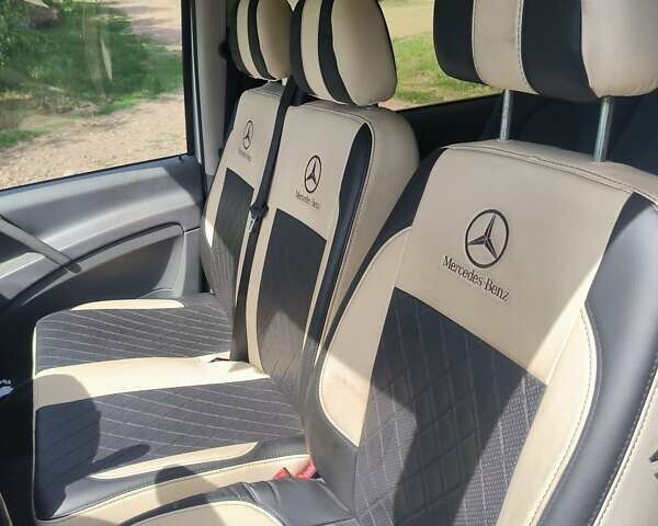 Сірий Мерседес Віто, об'ємом двигуна 2.15 л та пробігом 185 тис. км за 8200 $, фото 1 на Automoto.ua