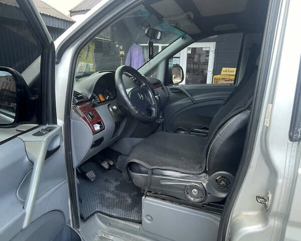 Серый Мерседес Вито, объемом двигателя 2.2 л и пробегом 394 тыс. км за 11200 $, фото 7 на Automoto.ua