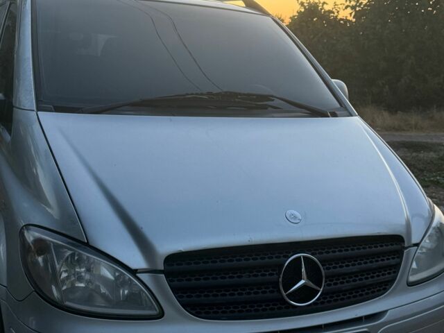 Сірий Мерседес Віто, об'ємом двигуна 3 л та пробігом 325 тис. км за 8999 $, фото 1 на Automoto.ua