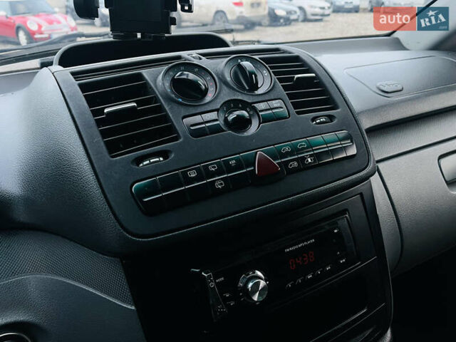 Серый Мерседес Вито, объемом двигателя 2.15 л и пробегом 518 тыс. км за 8200 $, фото 22 на Automoto.ua