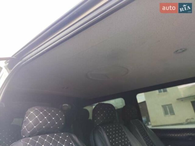 Серый Мерседес Вито, объемом двигателя 2.15 л и пробегом 356 тыс. км за 10800 $, фото 9 на Automoto.ua