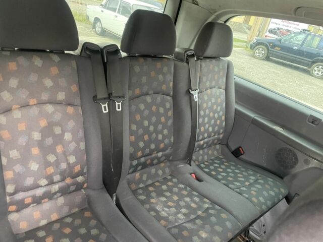 Сірий Мерседес Віто, об'ємом двигуна 2.1 л та пробігом 400 тис. км за 7350 $, фото 3 на Automoto.ua